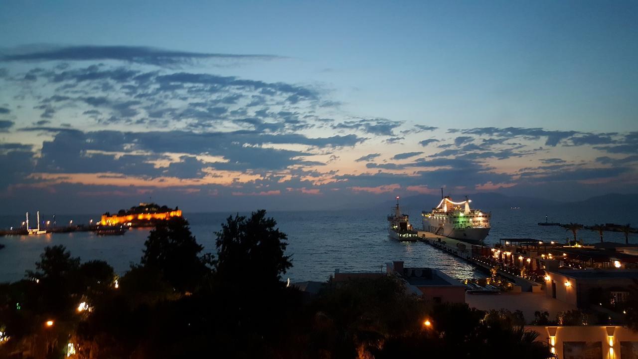 Liman Hotel Kusadasi Exterior foto