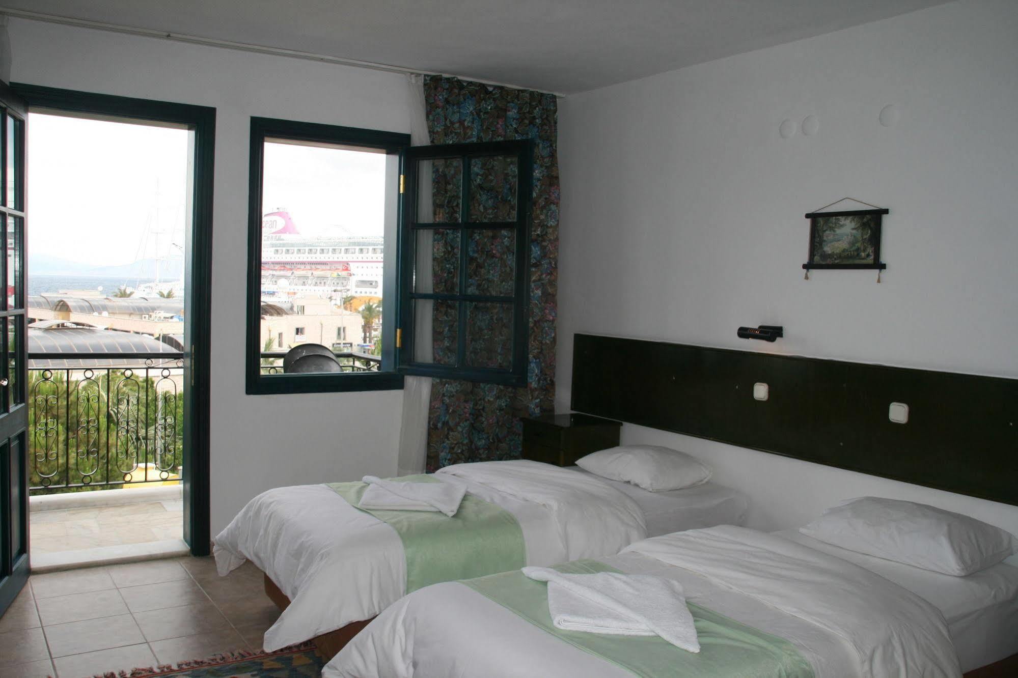 Liman Hotel Kusadasi Exterior foto