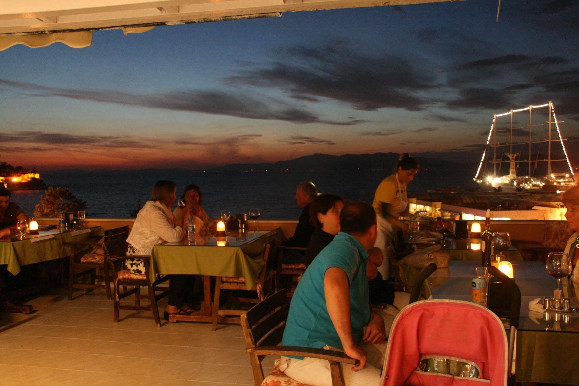 Liman Hotel Kusadasi Exterior foto